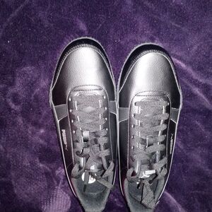 Puma Men's Black Leather Sneakers